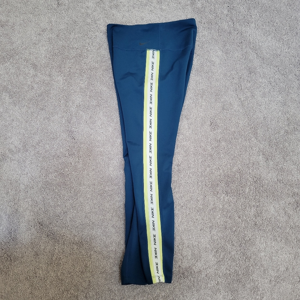 Nike Dri-Fit One Novelty Legging Womens Small Teal Active Mid Rise CJ3928-432